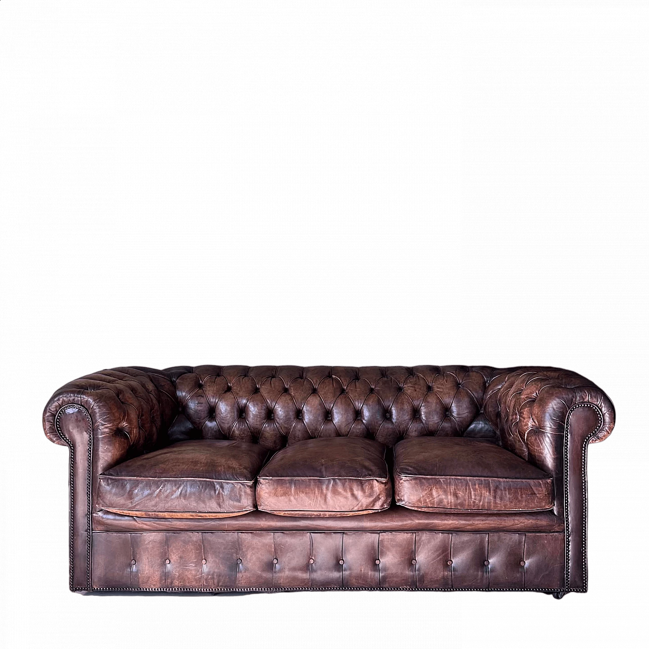 Divano Chesterfield inglese in pelle tabacco, inizio '900 15