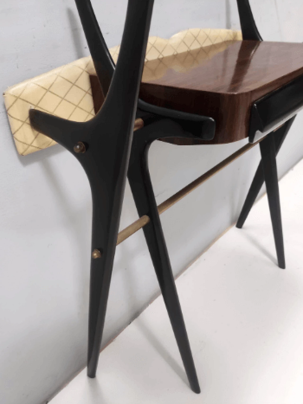 Consolle in faggio ebanizzato e vetro nello stile di Ico Parisi, anni '50 16