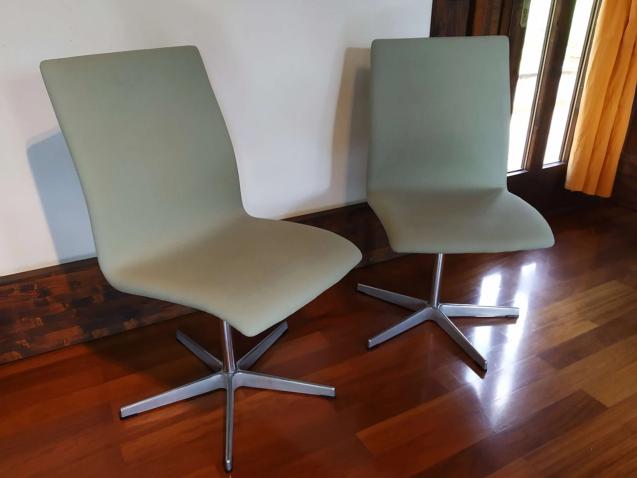 Coppia di sedie Oxford Classic Chair 3271C di A. Jacobsen per Fritz Hansen, 2006 6