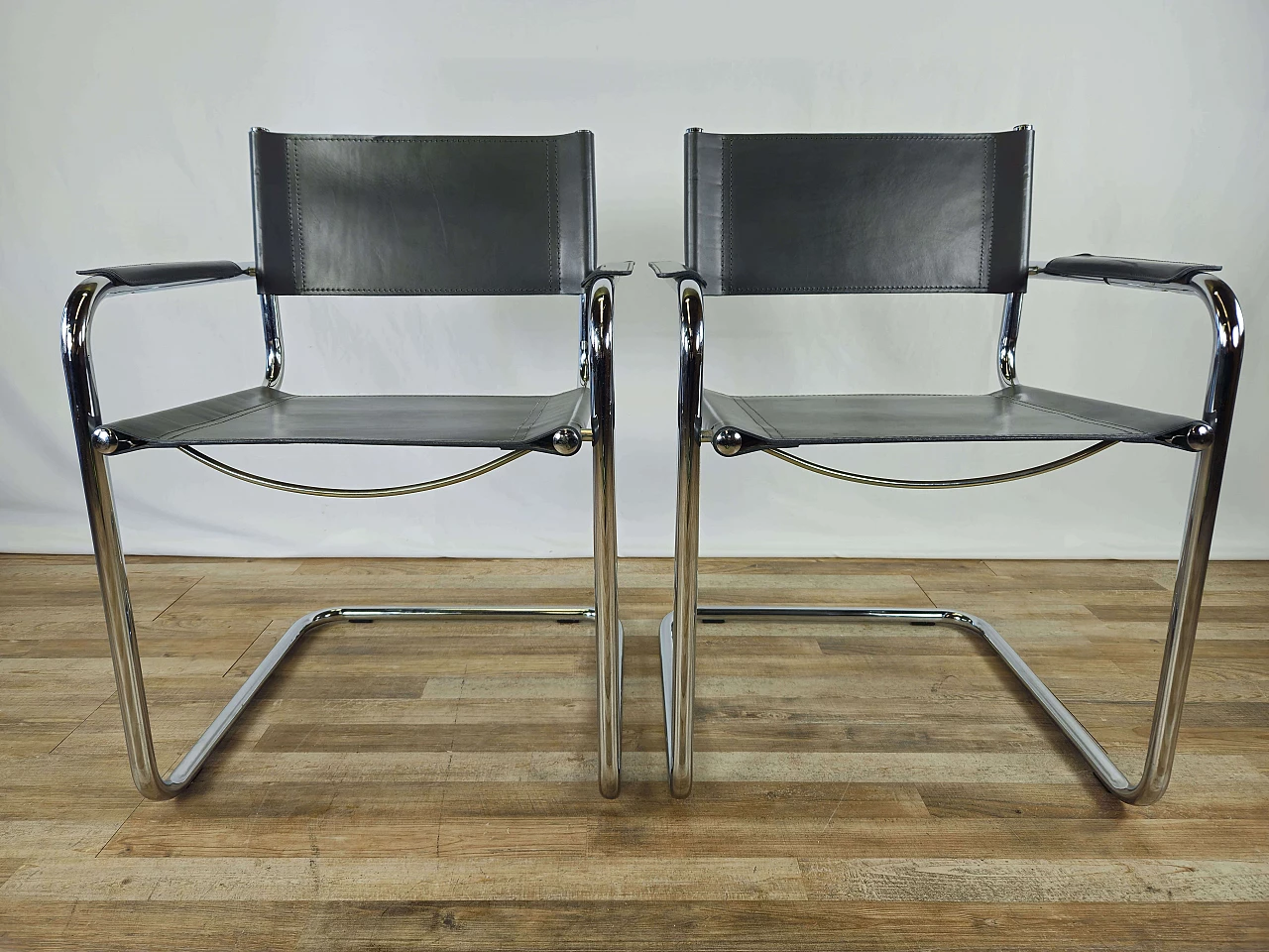 6 Poltrone stile Bauhaus in acciaio tubolare e pelle grigia, anni '70 6