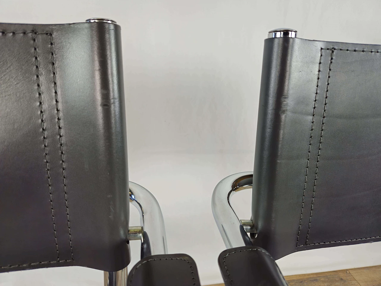 6 Poltrone stile Bauhaus in acciaio tubolare e pelle grigia, anni '70 8