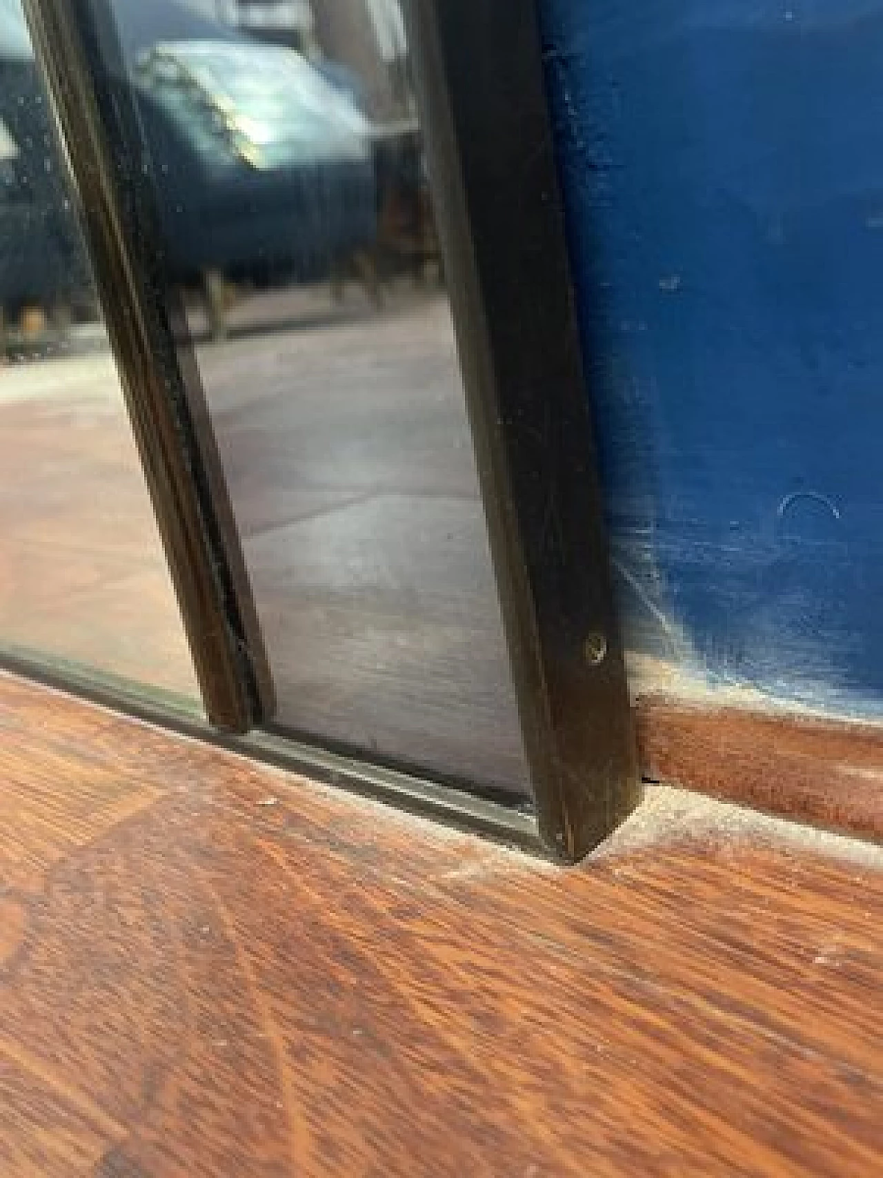 Specchio con consolle in marmo rosso, anni '60 11