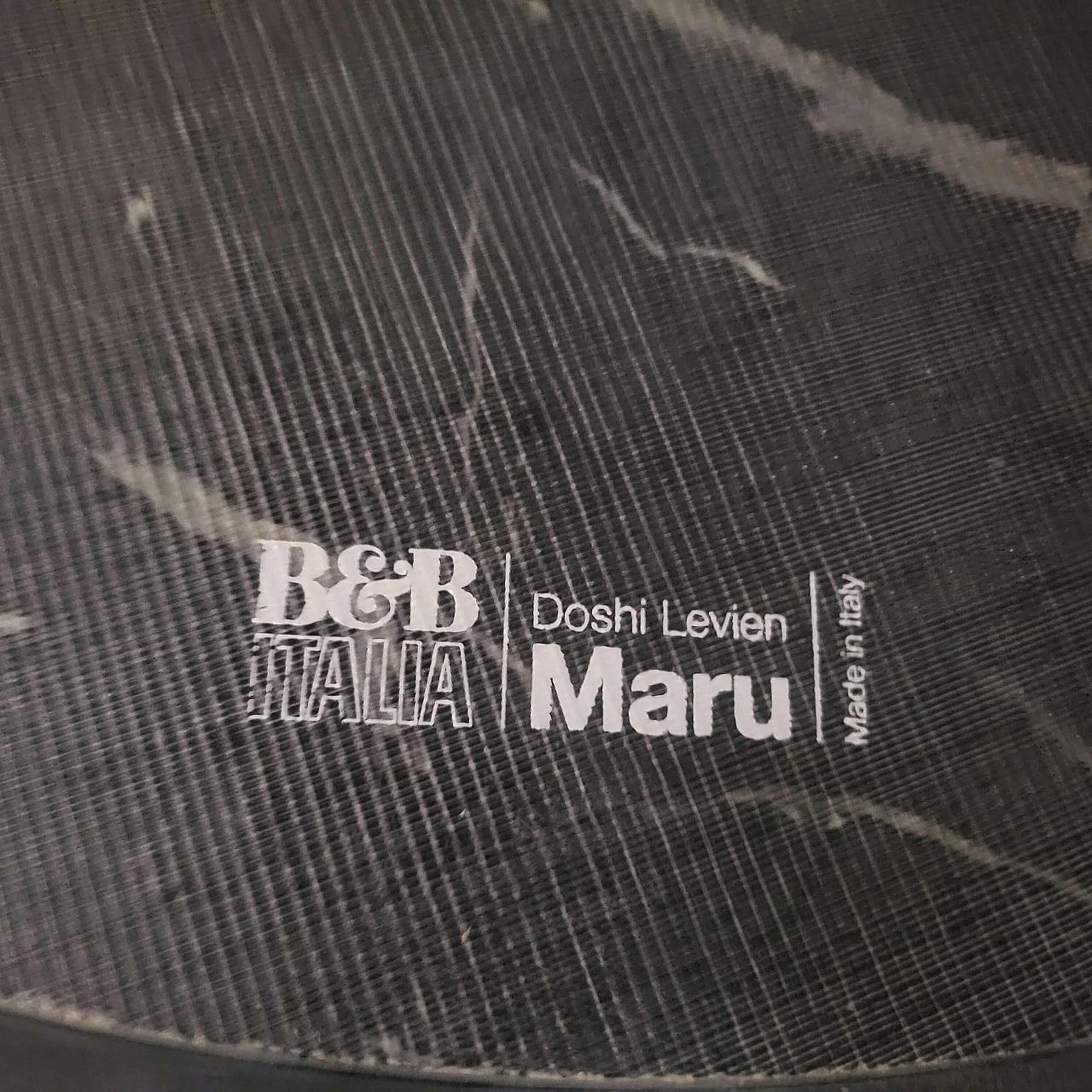 Maru coffee table by Doshi Levien for B&B Italia 3