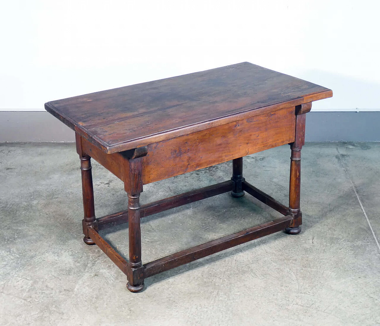 Solid walnut table with two front drawers, 19th century 7