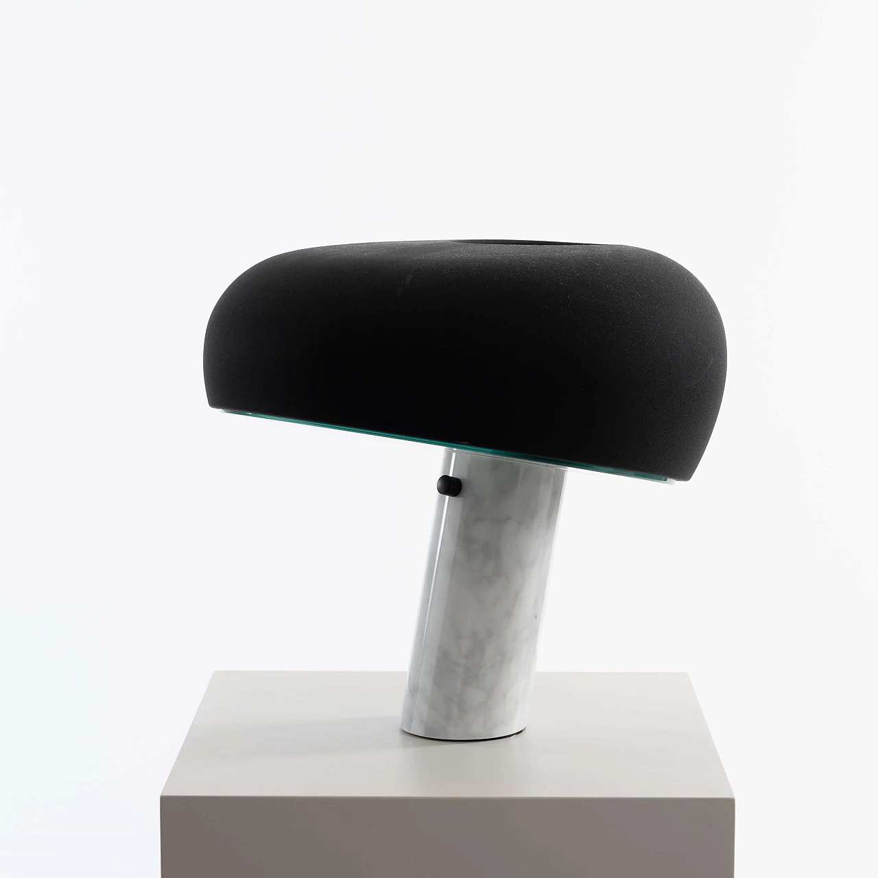 Snoopy table lamp by Fratelli Castiglioni for Flos 1