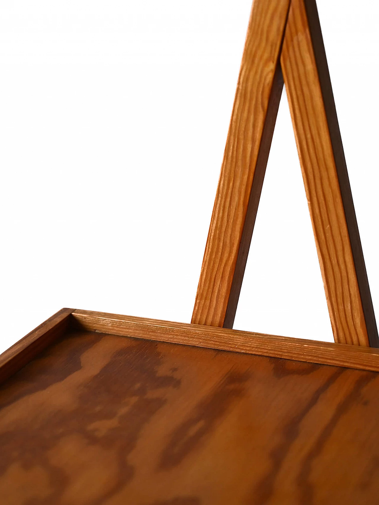 Coppia di tavolini richiudibili con due ripiani, anni '60 10