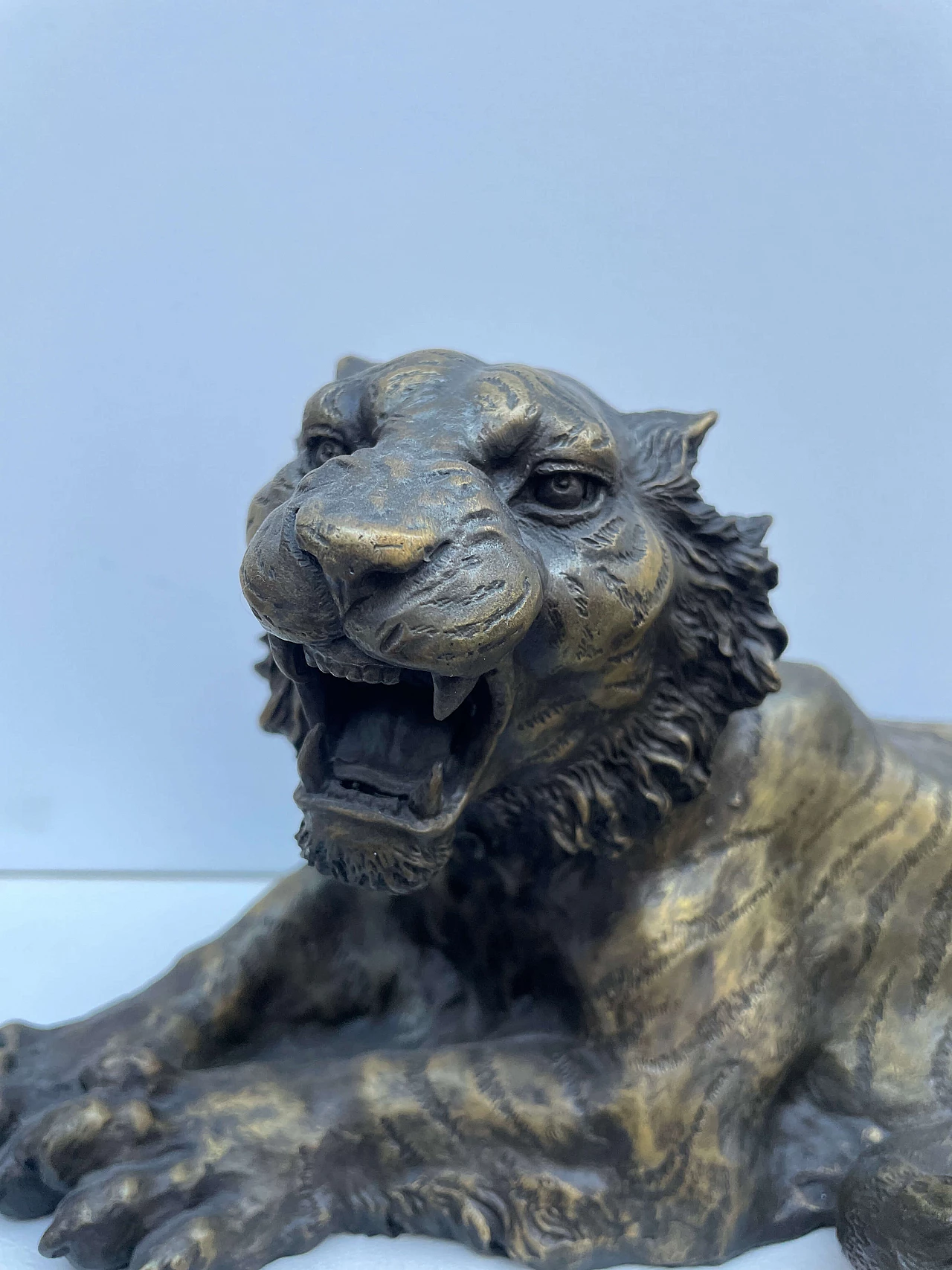 Bronze sculpture of a roaring tiger, 1990s 2