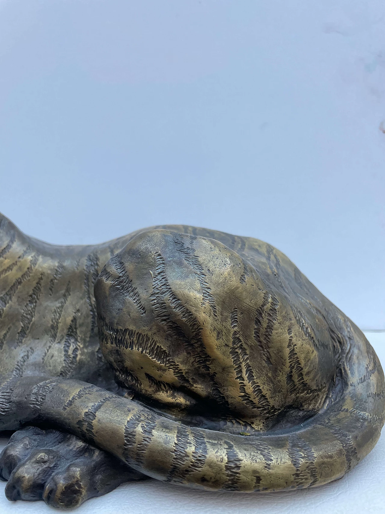 Bronze sculpture of a roaring tiger, 1990s 3