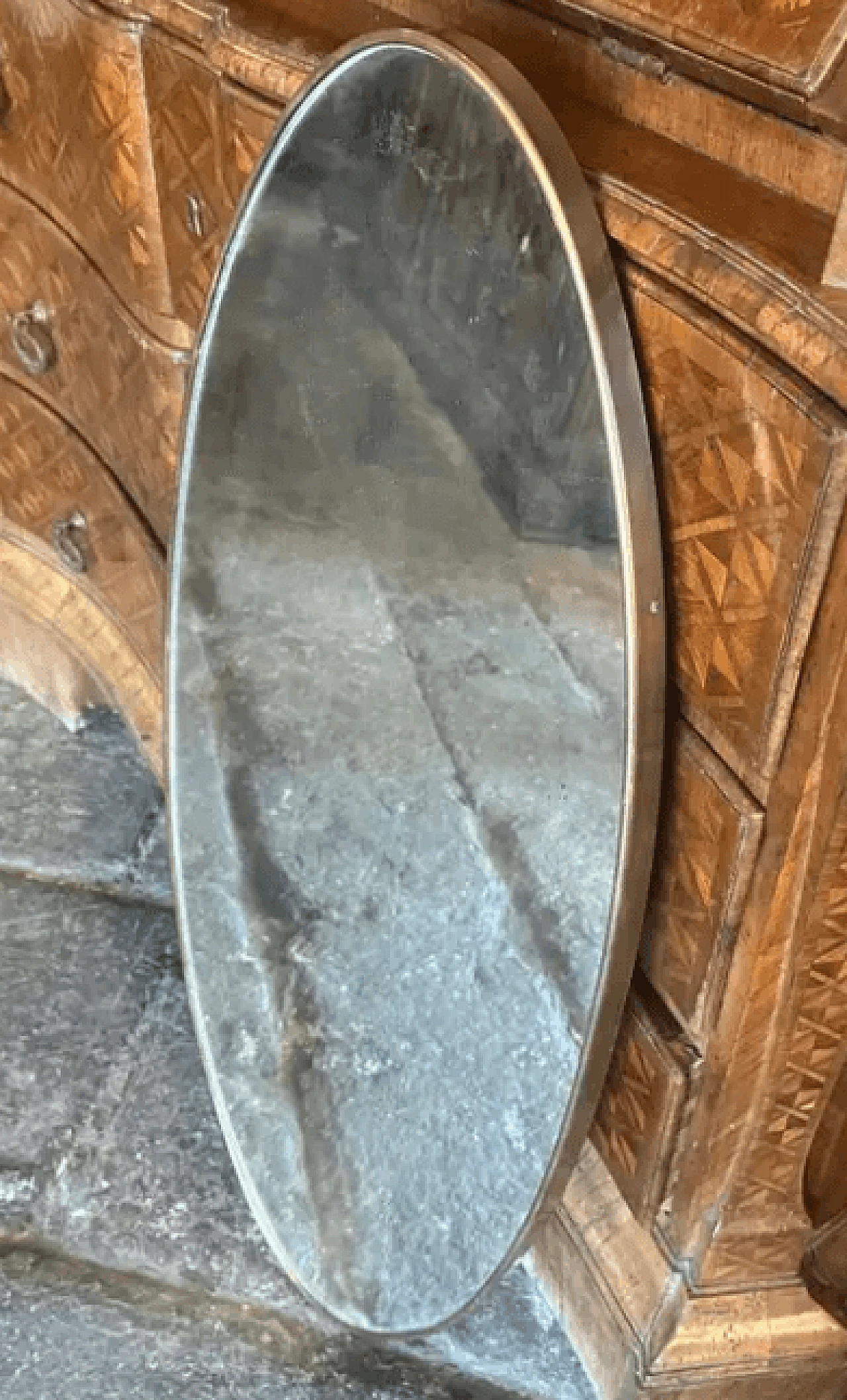 Oval brass wall mirror in Gio Ponti style, 1950s 4