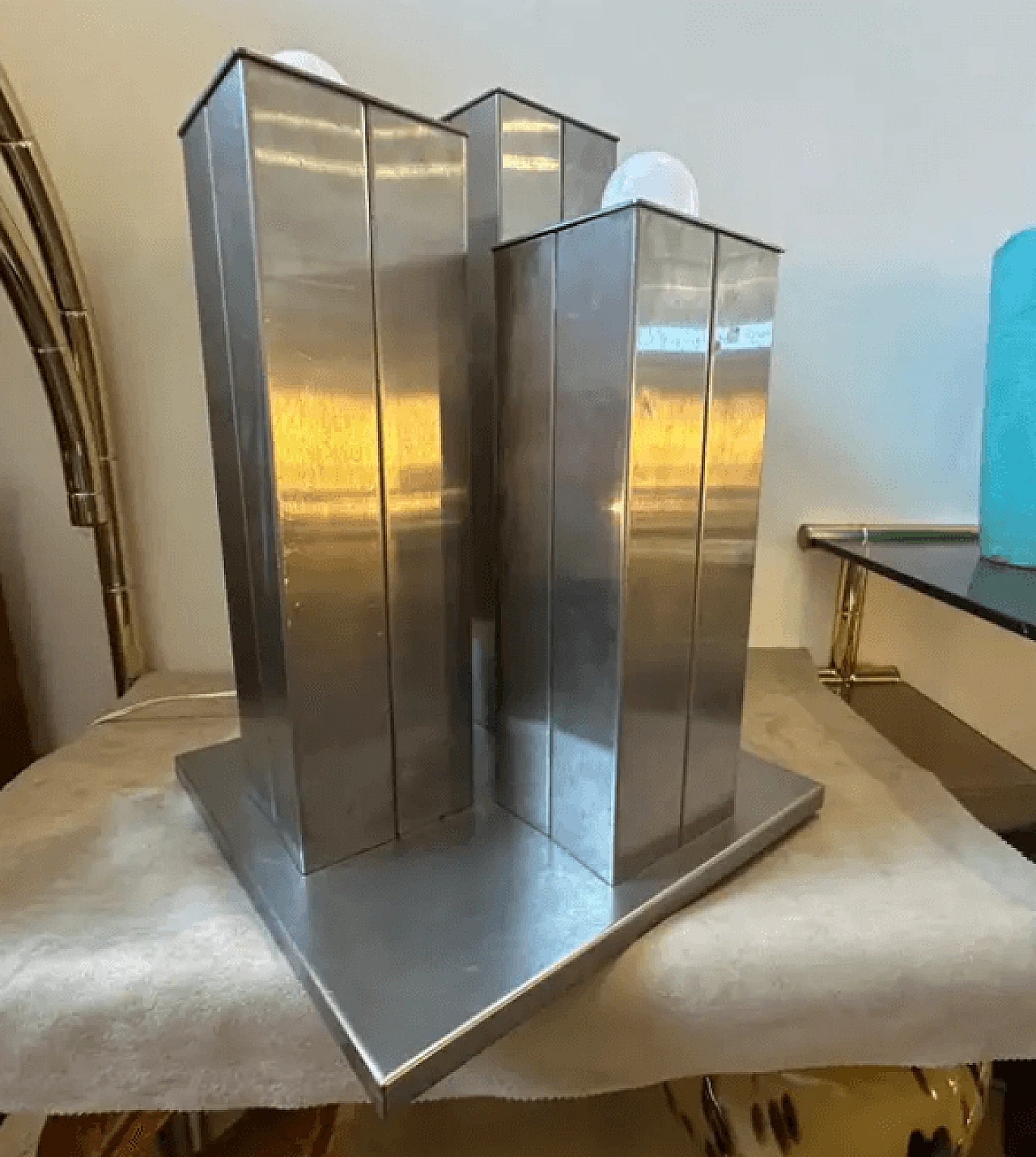 Chrome-plated metal square table lamp, 1970s 3