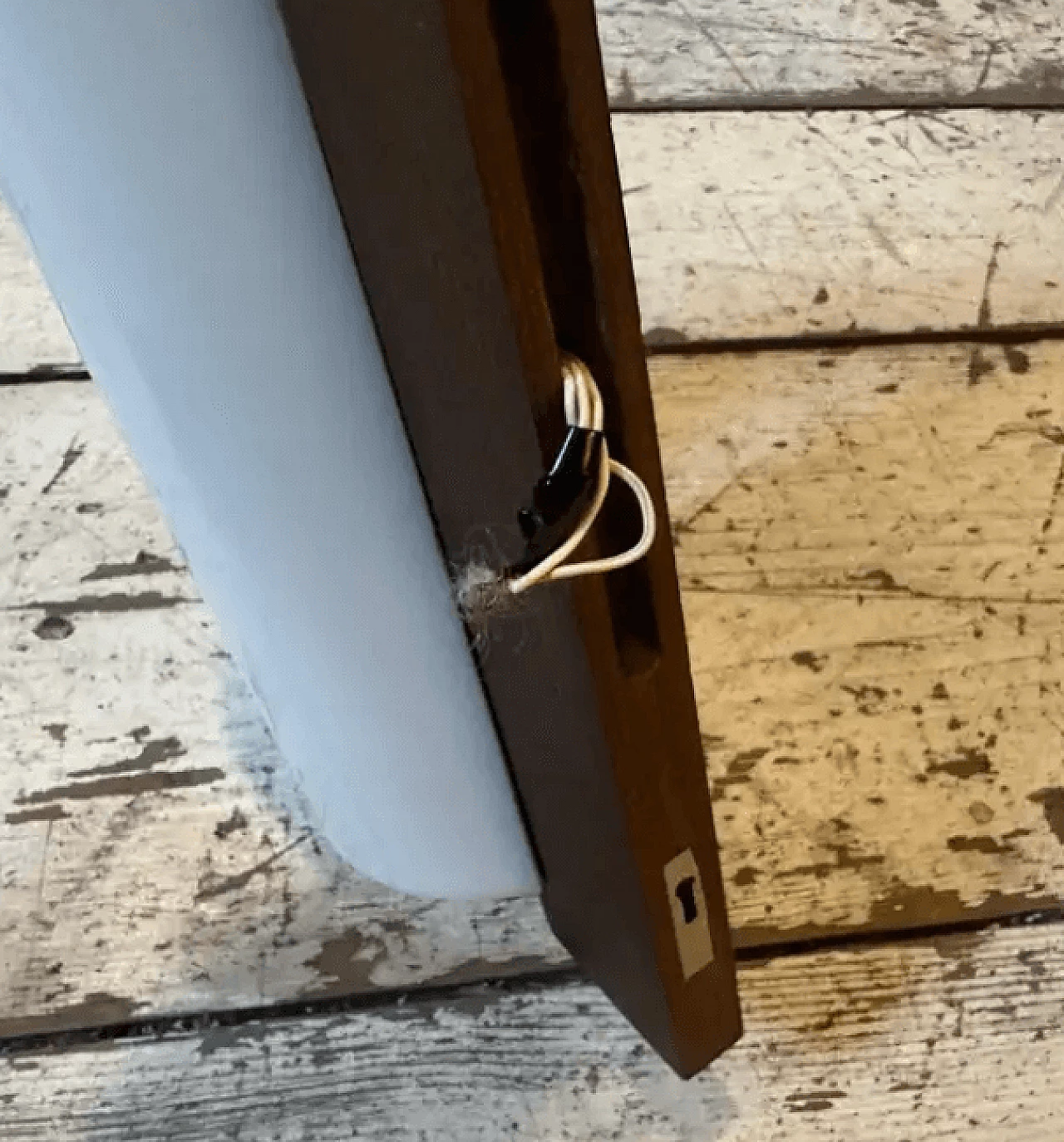 Coppia di lampade da parete in legno e plexiglass di Stilux, metà '900 6