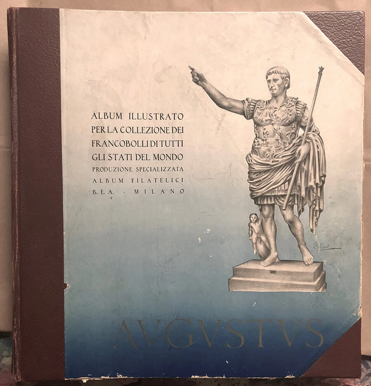 Libro di raccolta di francobolli del mondo, inizio '900 1
