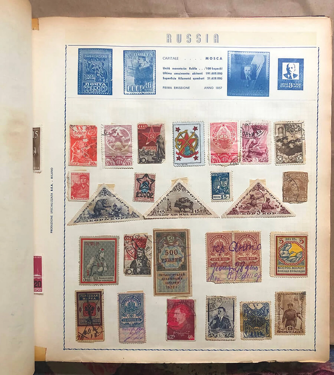Libro di raccolta di francobolli del mondo, inizio '900 15