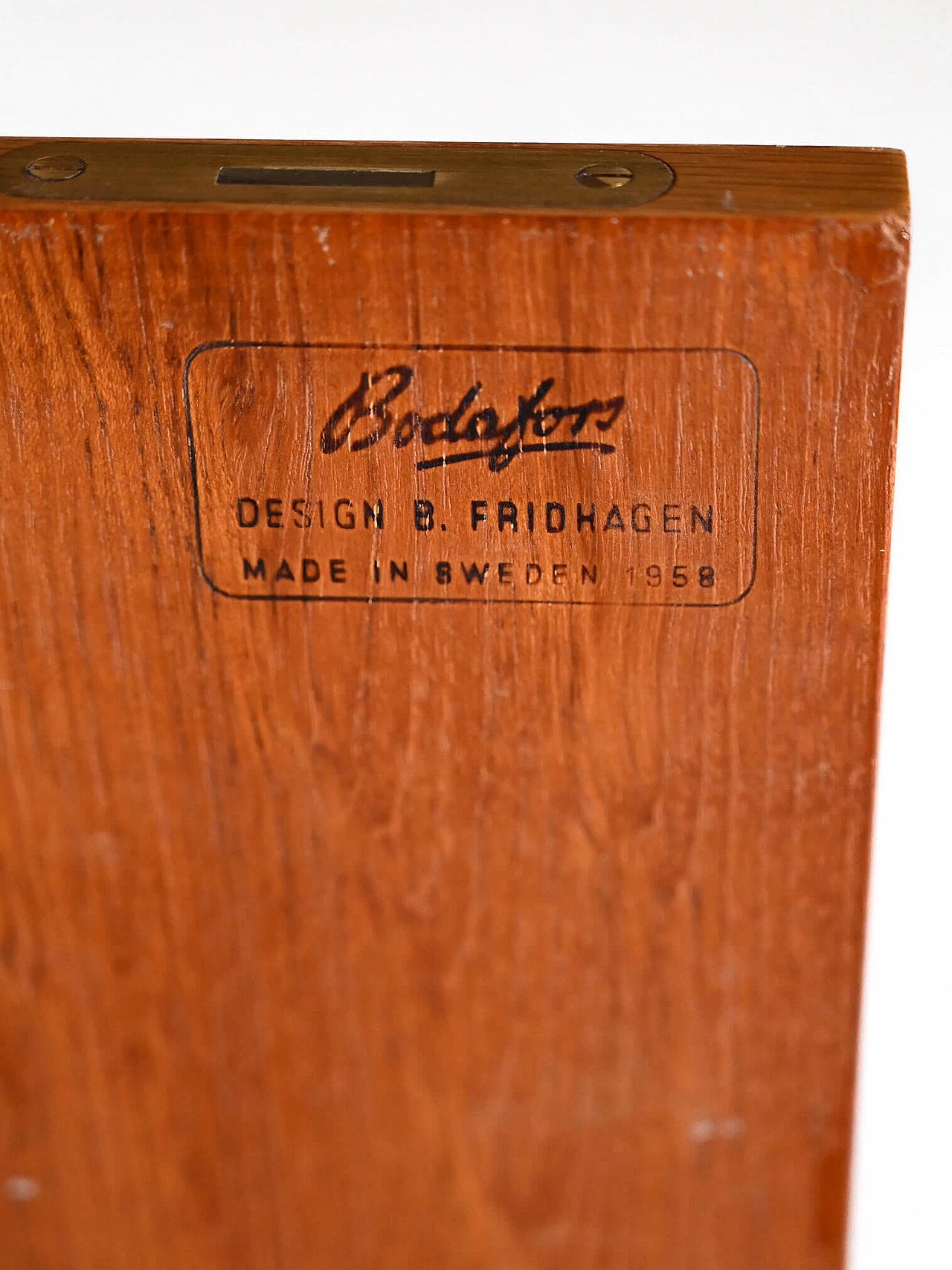 Scandinavian teak and oak sideboard, 1960s 9