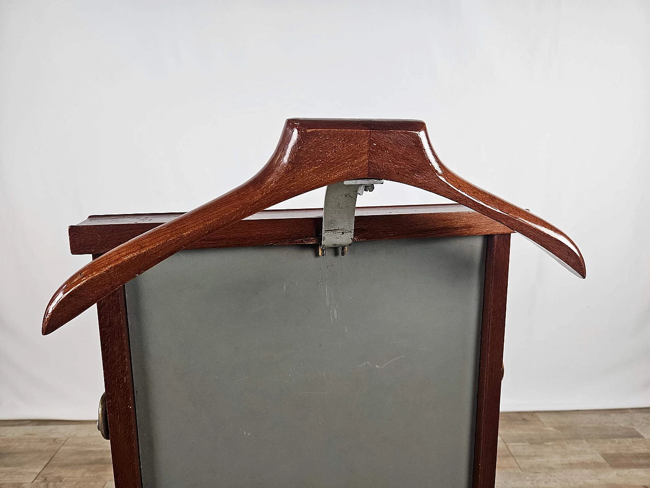 Wood and metal valet stand by Fratelli Reguitti, 1970s 14