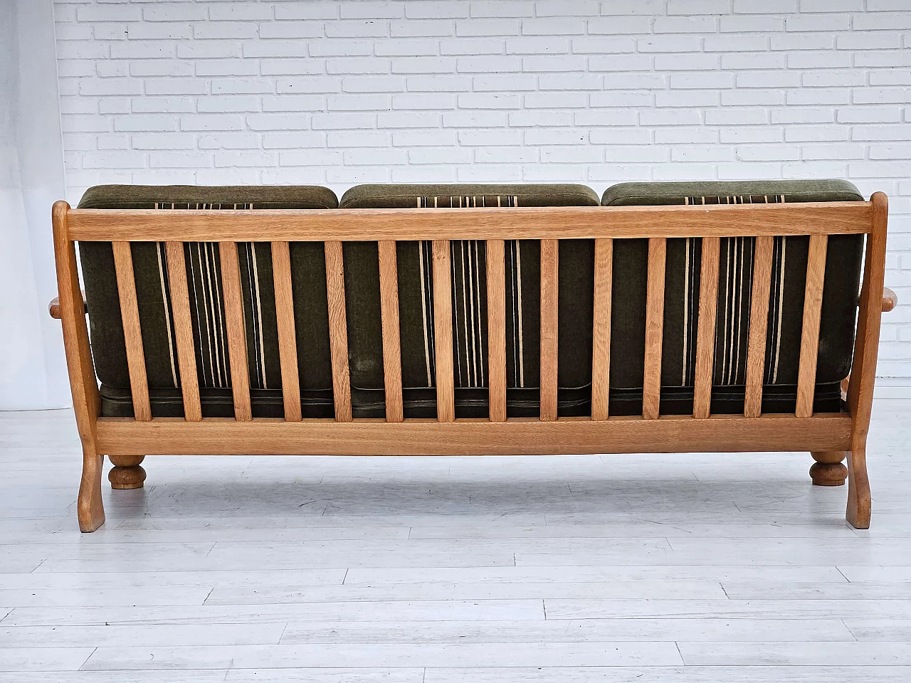 Danish three-seater velvet and oak sofa, 1970s 12