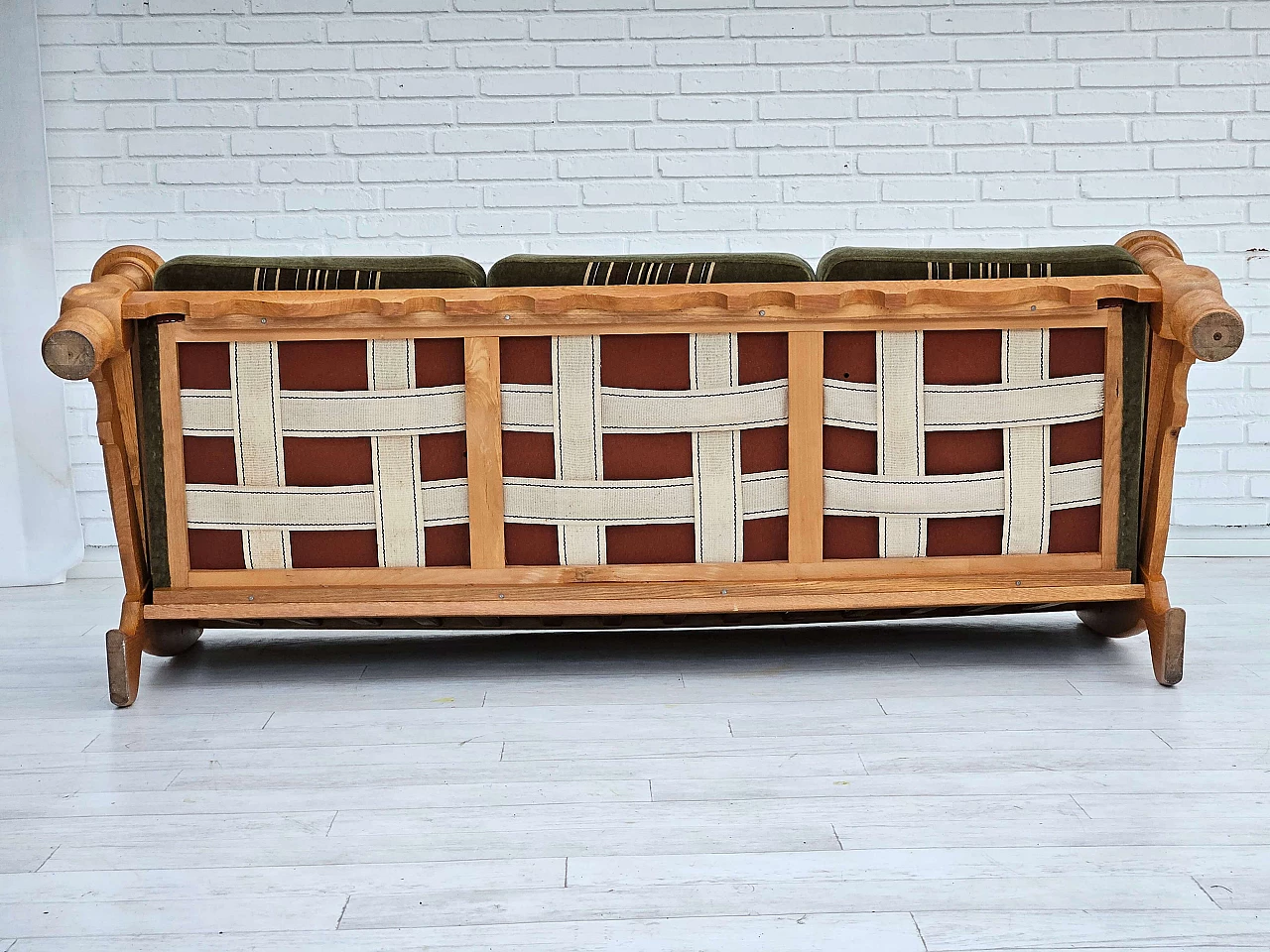 Danish three-seater velvet and oak sofa, 1970s 16