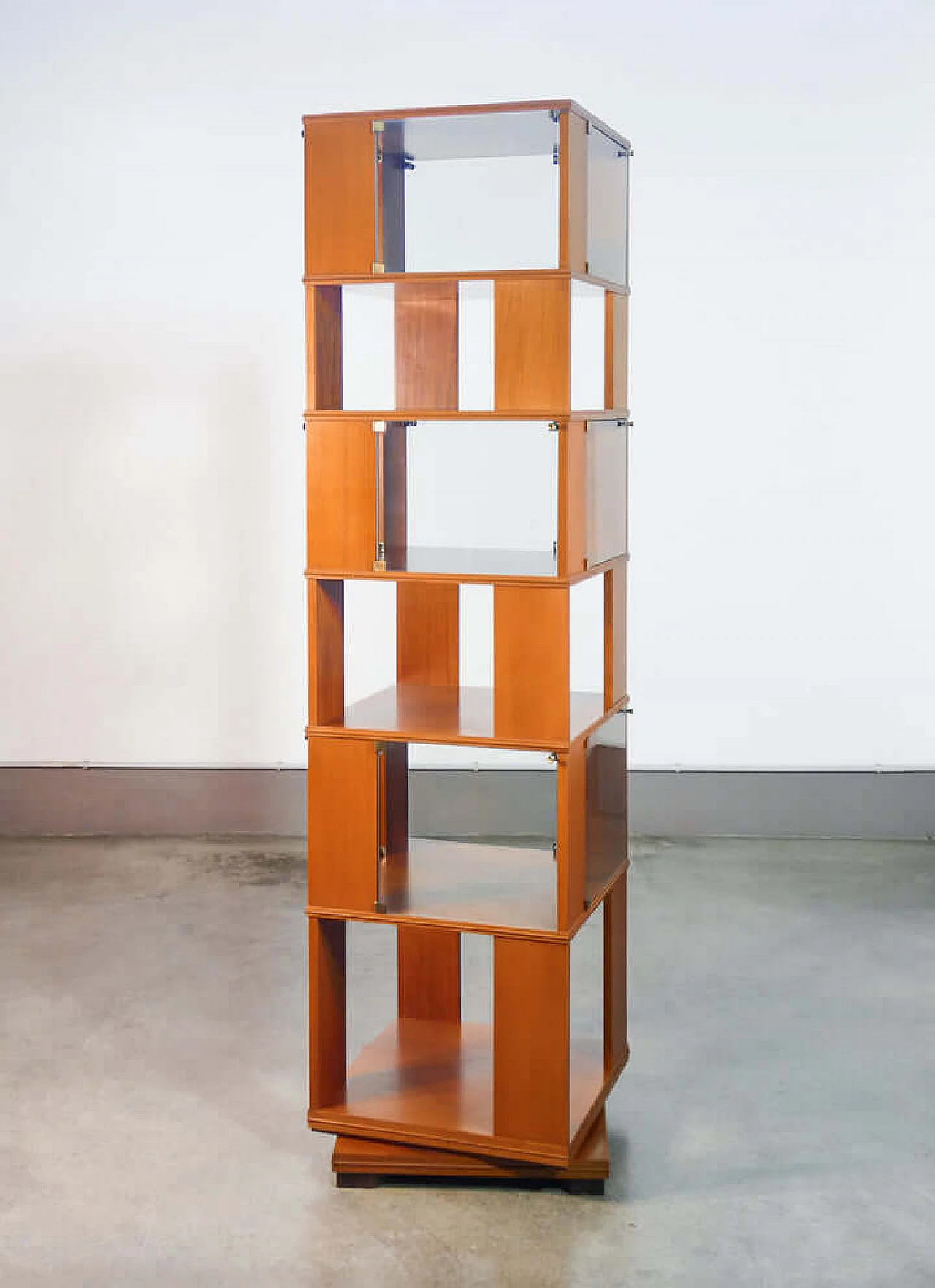 Veneered wood and glass revolving bookcase, 1960s 3