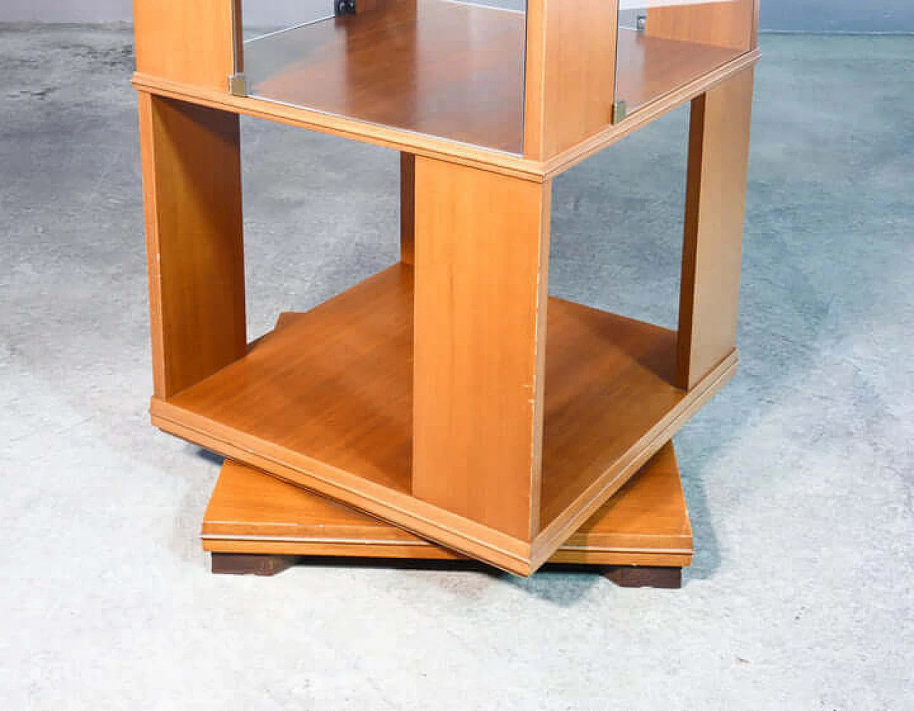 Veneered wood and glass revolving bookcase, 1960s 10