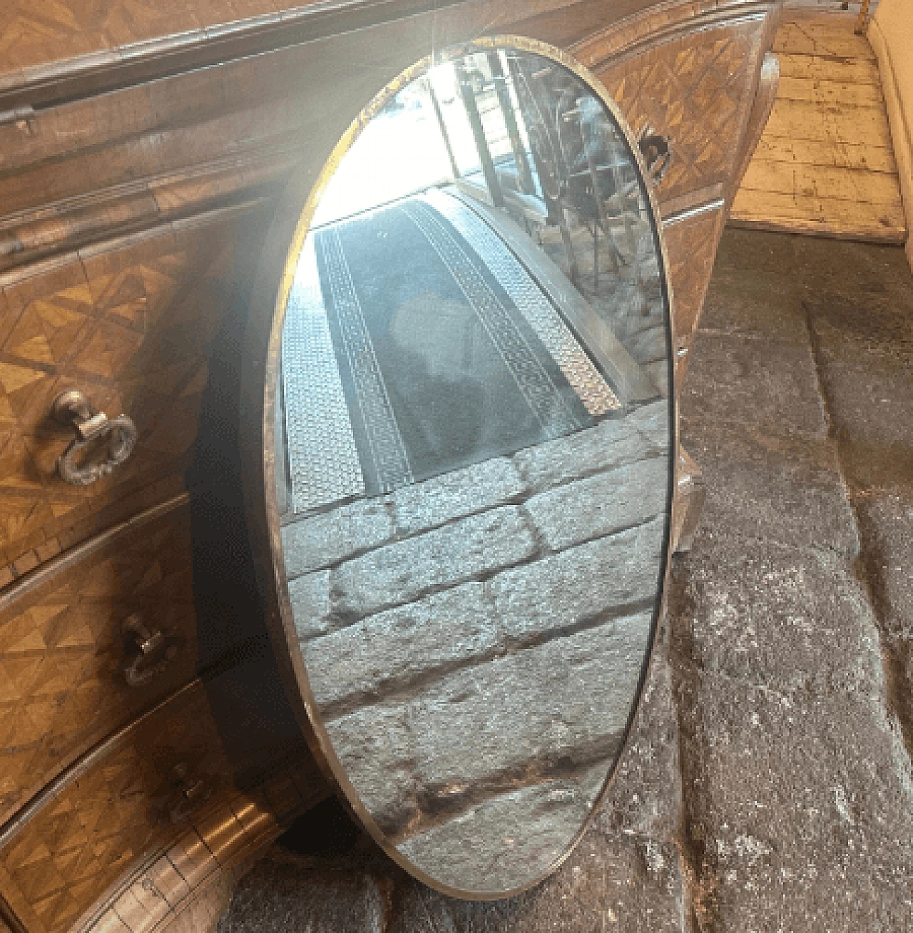 Oval brass wall mirror in the style of Gio Ponti, 1950s 4