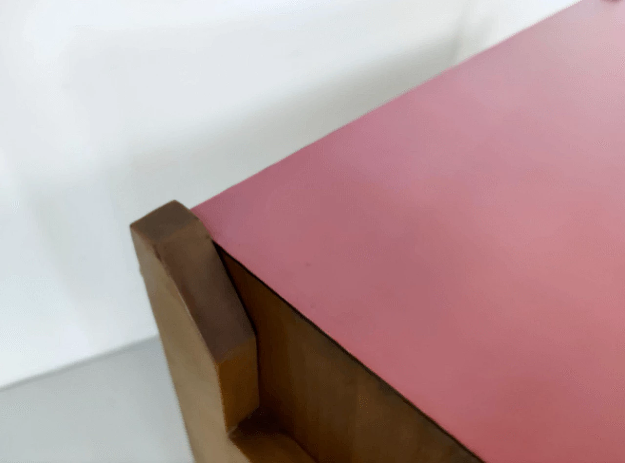 Comodino in noce con piano in formica rosa di Ico Parisi, anni '60 11