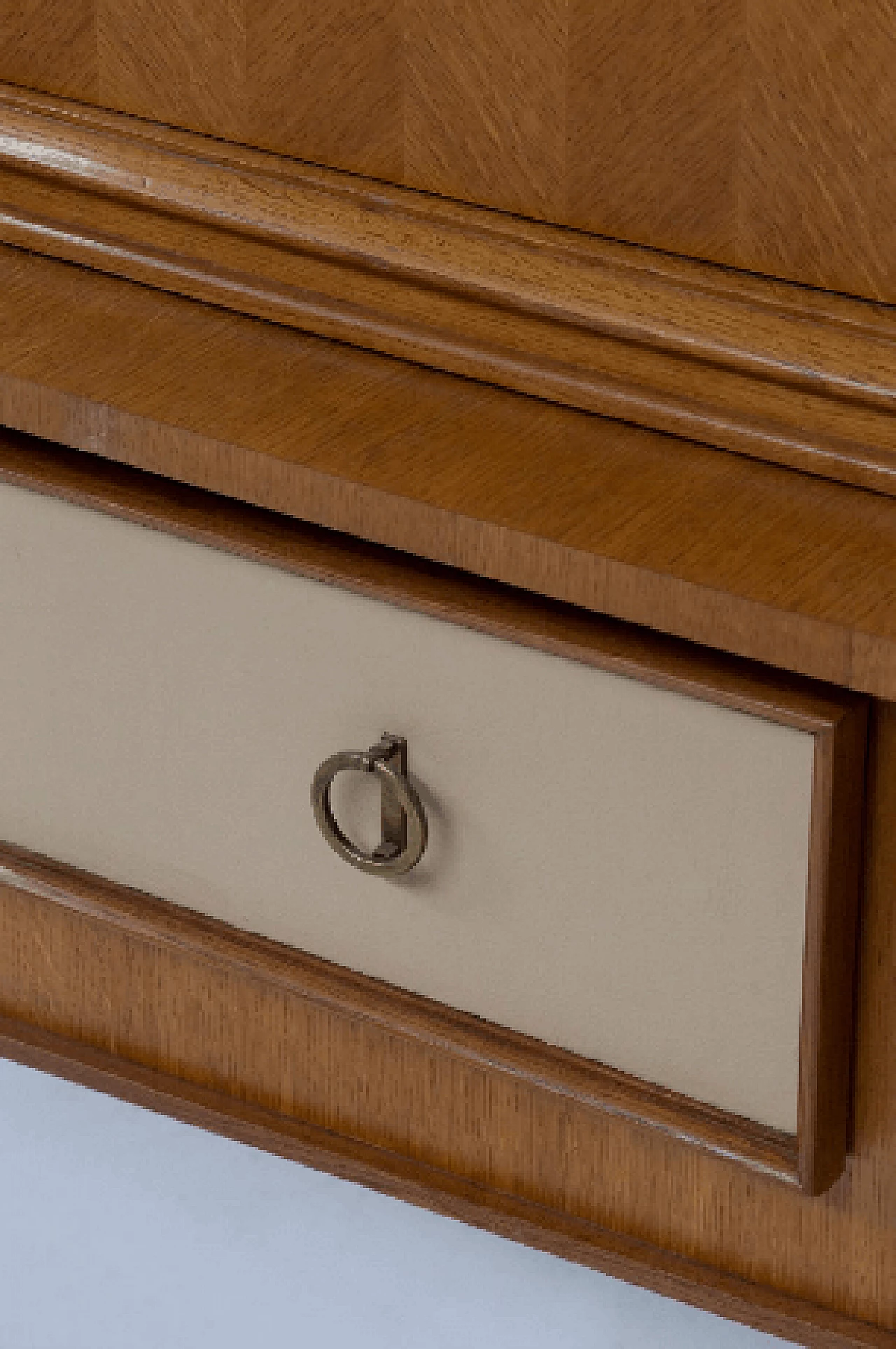 Credenza in legno, pelle e ottone attribuita a Maxime Old, anni '50 8