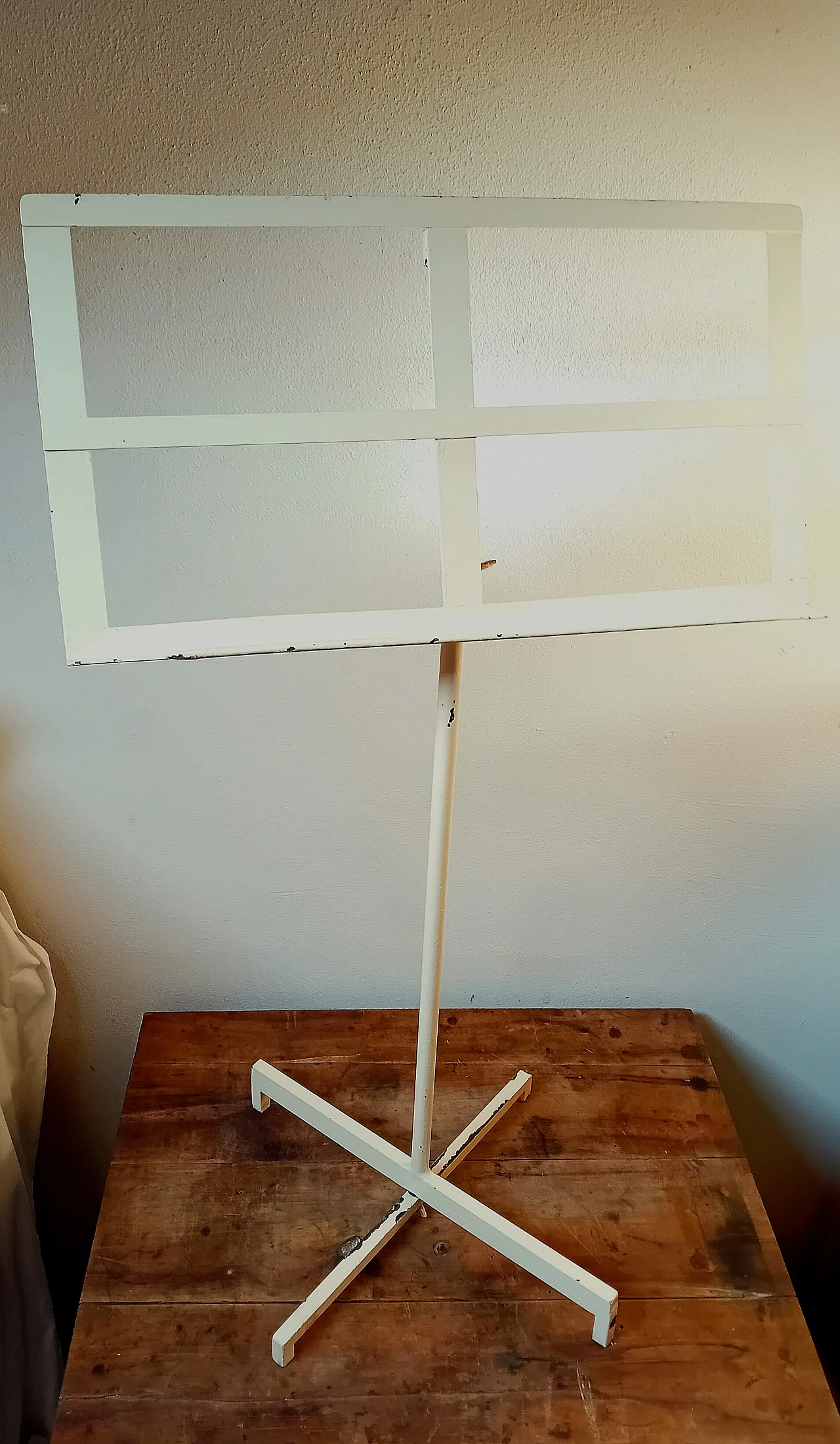 Painted iron music stand, 1960s 1