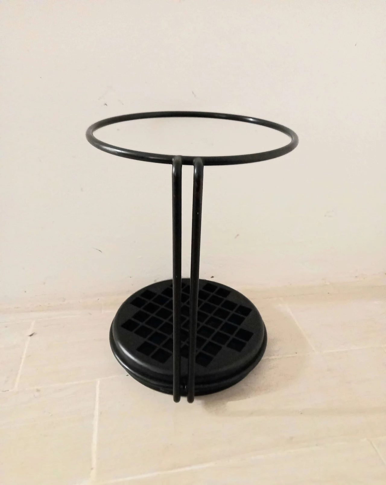 Goccia umbrella stand in metal and plastic by Boccato, Gigante and Zambusi for Magis, 1980s 2