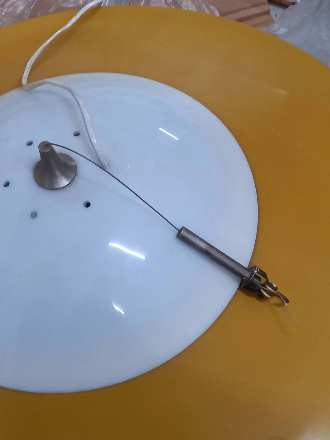 Lampadario Ufo in alluminio anodizzato e perspex di Goffredo Reggiani, anni '70 3