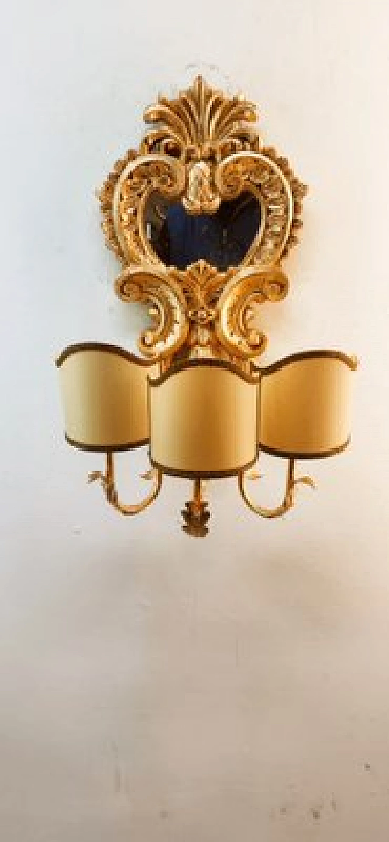 Applique a tre luci in legno dorato e pergamena con specchio, anni '60 7