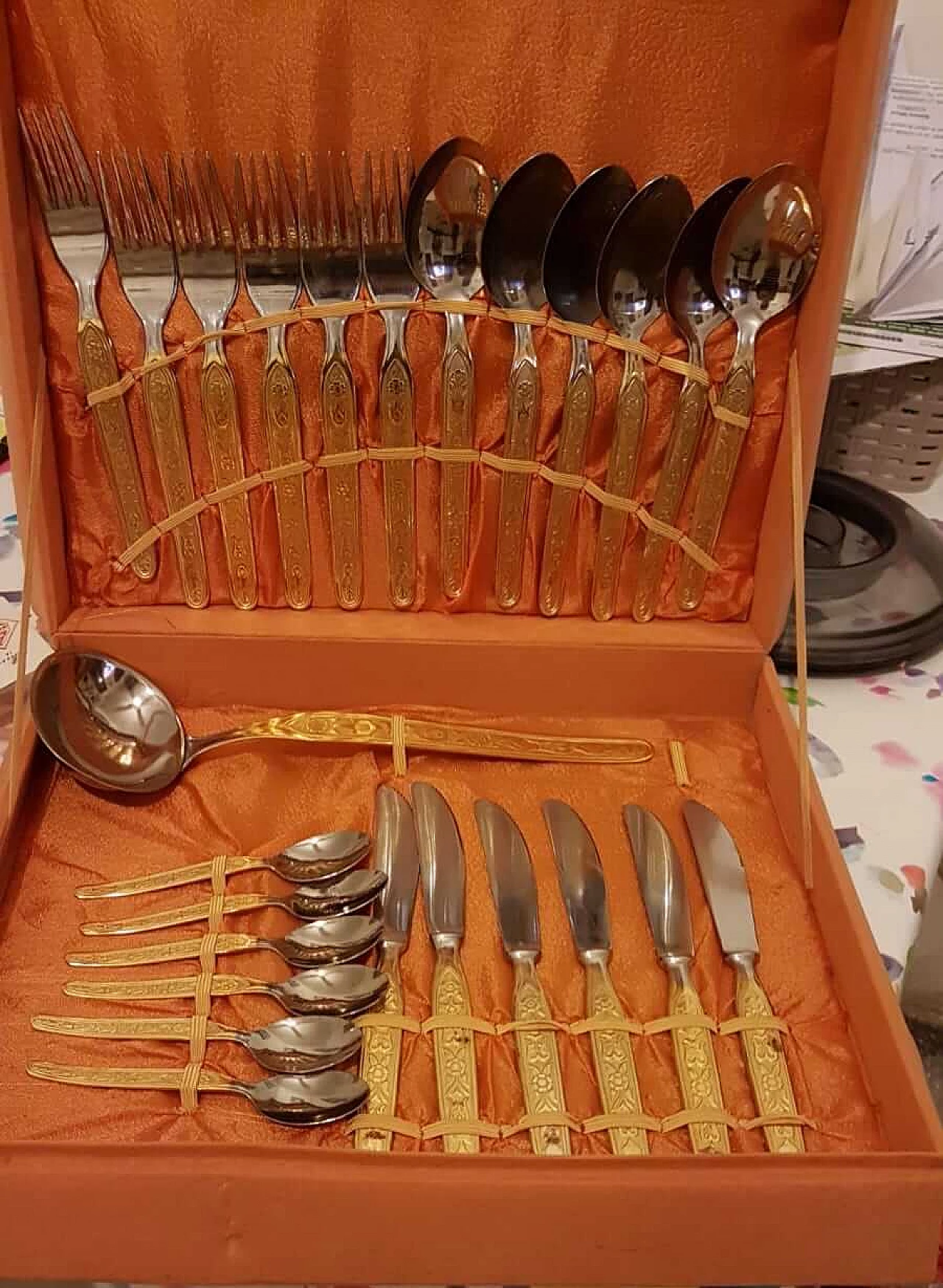 Set posate 100 pezzi Acciaio inox dorato,SucceBuy qualità alimentare,per 20 persone,lavabile in lavastoviglie,coltello,forchetta,cucchiaio | Leroy Merlin