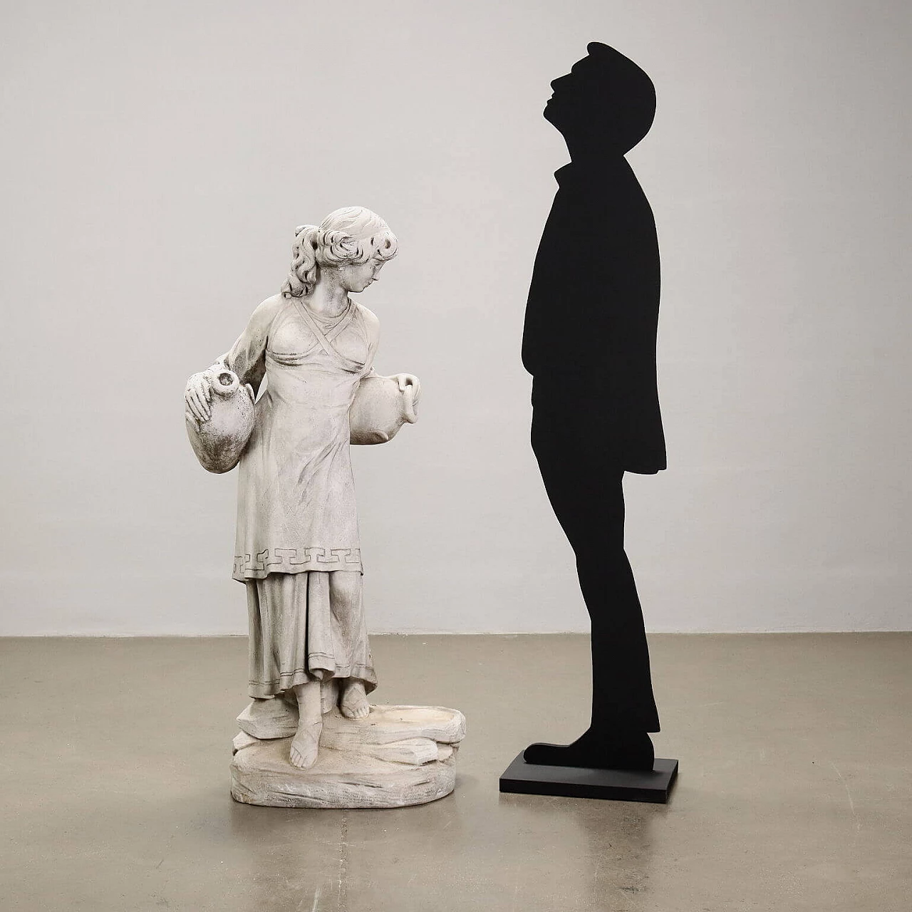 Scultura di donna con anfore in graniglia, inizio '900 2