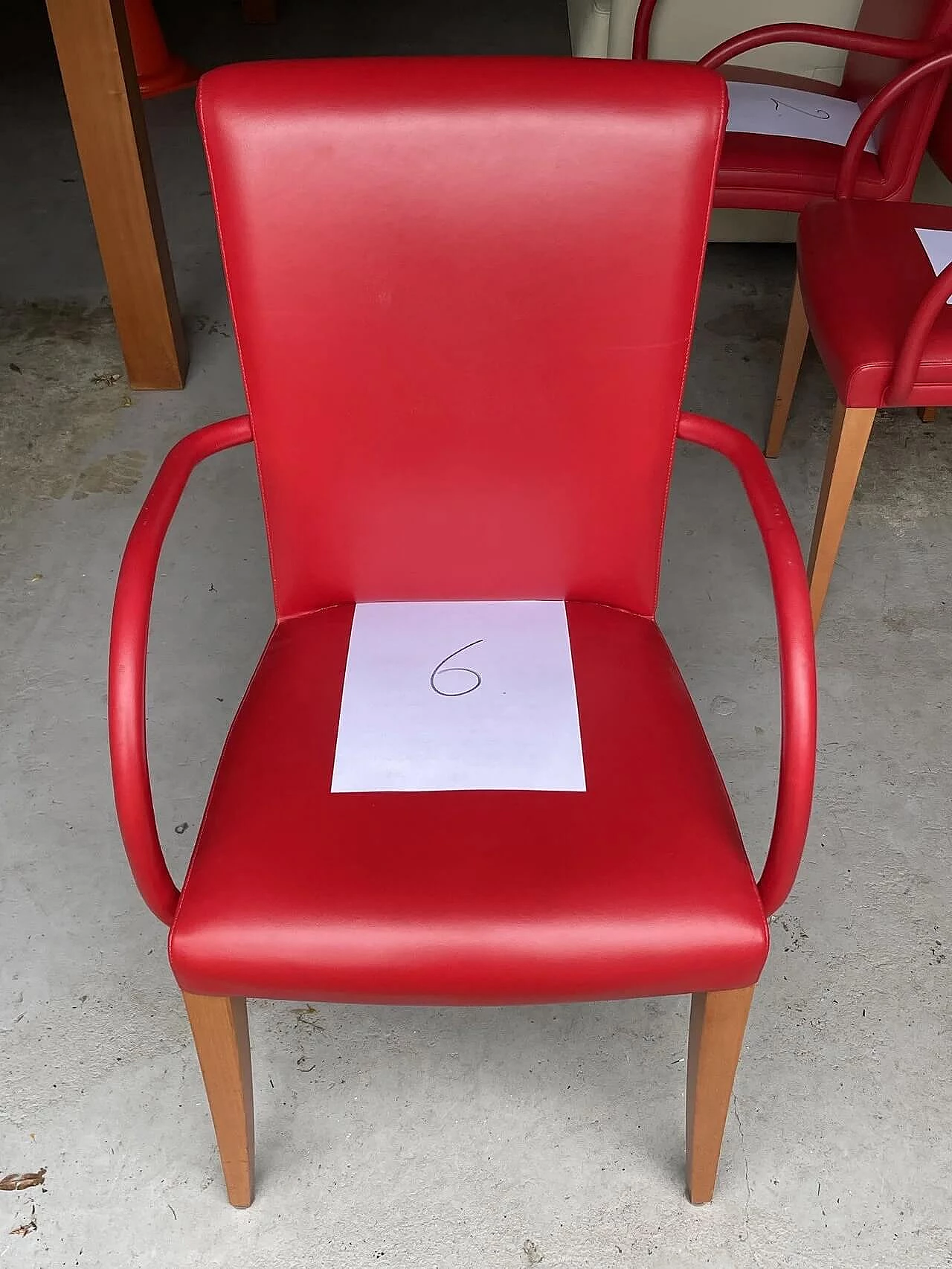 6 Sedie Vittoria rosse di Poltrona Frau, 2001 17
