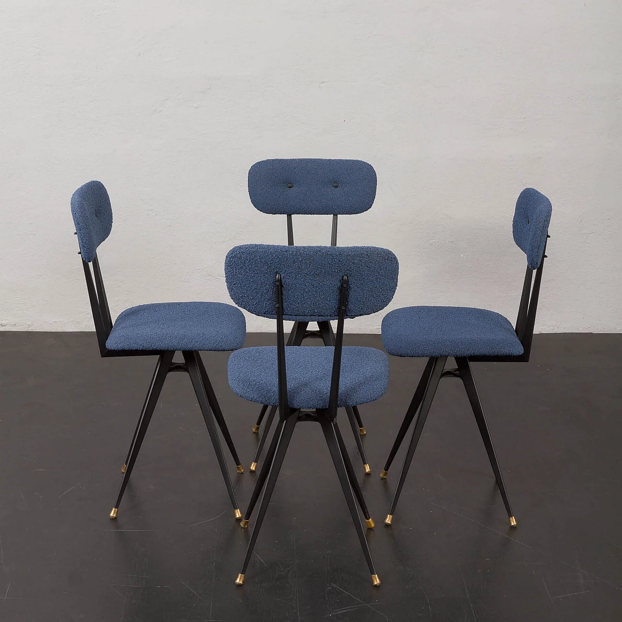 4 Chairs in black lacquered metal and blue bouclé fabric, 1960s 3