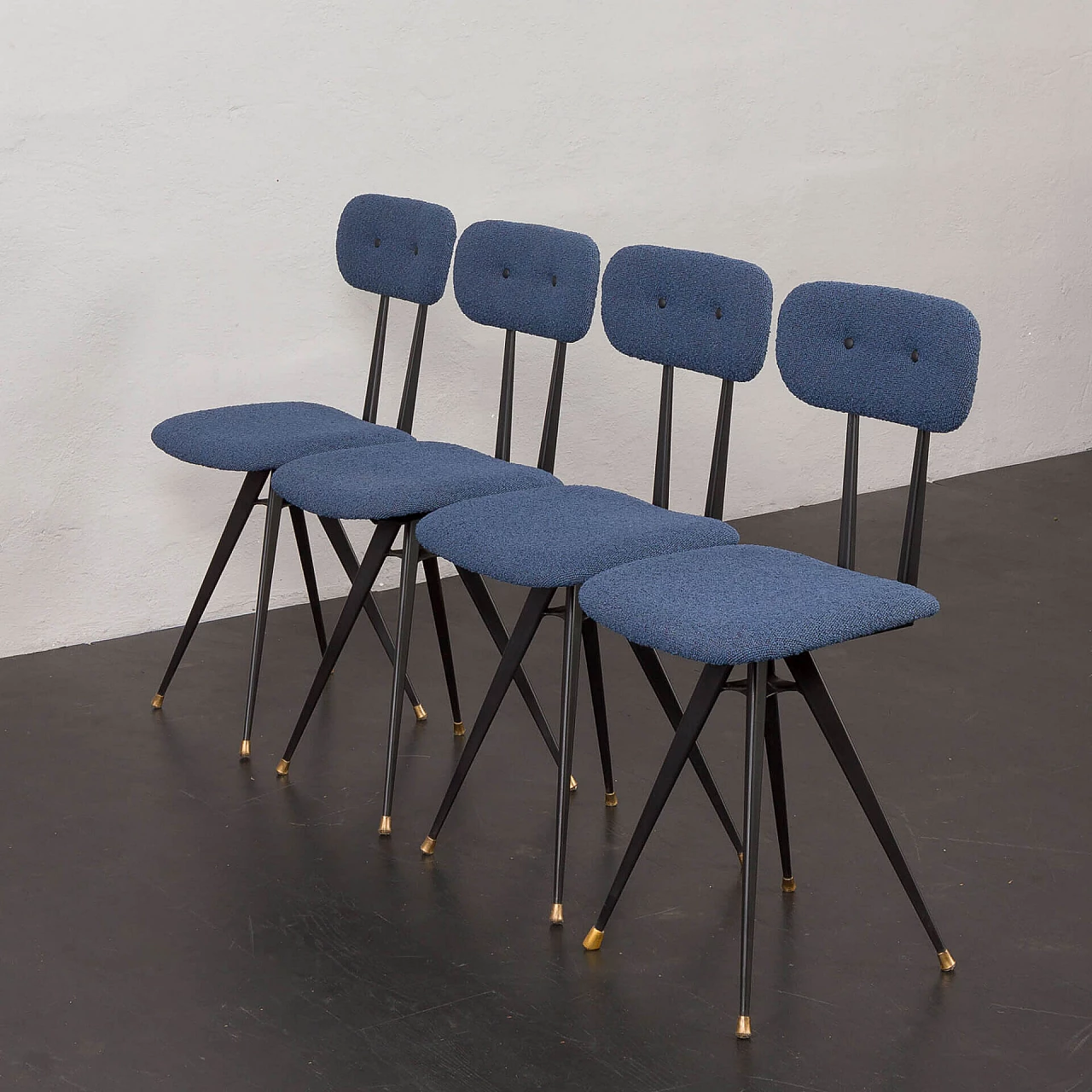 4 Chairs in black lacquered metal and blue bouclé fabric, 1960s 6