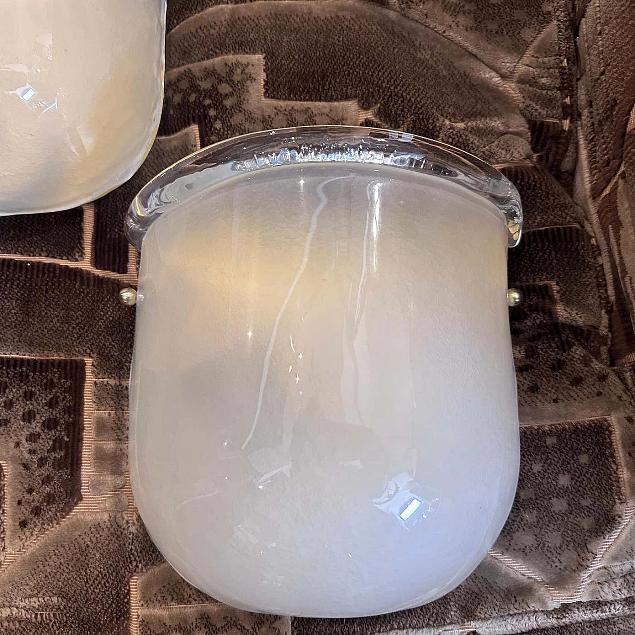 Coppia di lampade da parete in ottone e vetro di Murano, anni '80 5