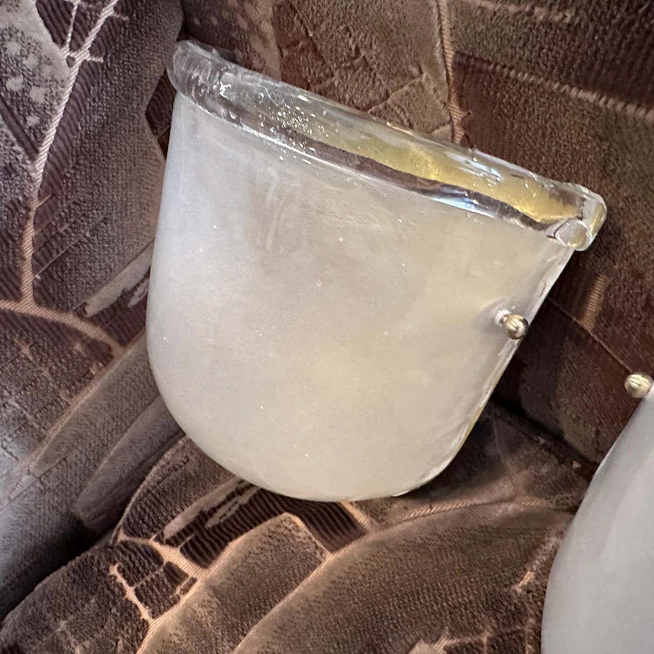 Coppia di lampade da parete in ottone e vetro di Murano, anni '80 6
