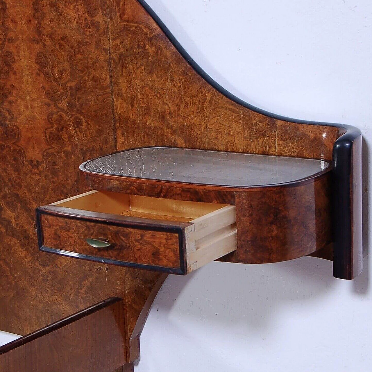 Letto matrimoniale in radica con comodini in testata, anni '60 9