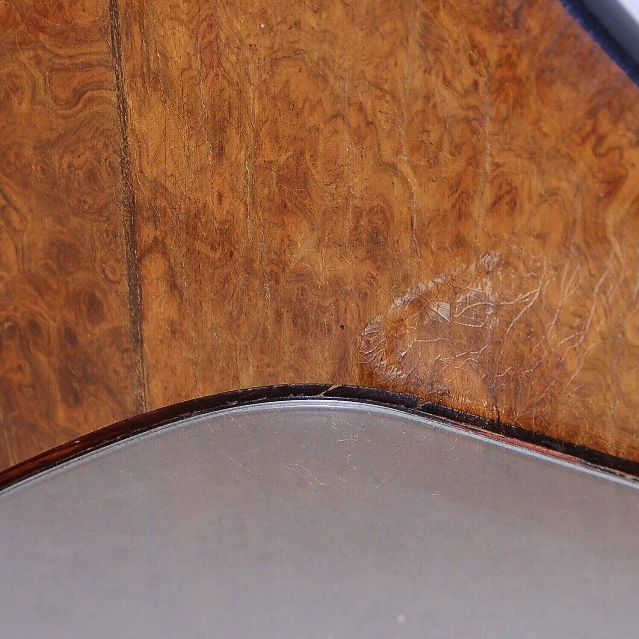 Letto matrimoniale in radica con comodini in testata, anni '60 19