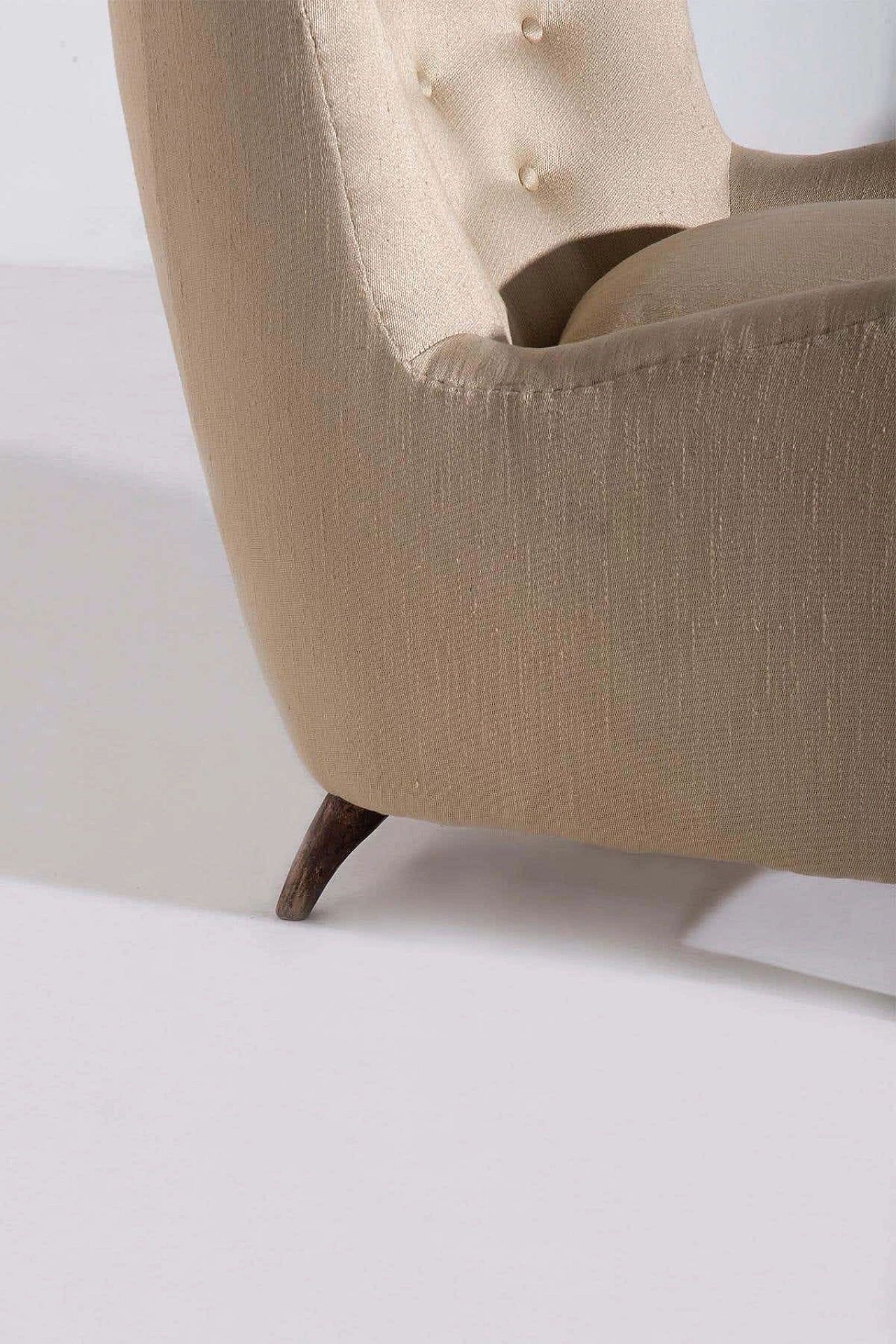 Pair of semi-silk and cotton fabric armchairs by Gio Ponti for Cassina, 1940s 3