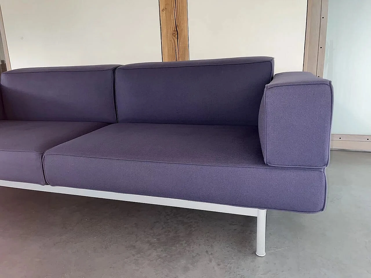 Divano e coppia di poltrone Reef in lana viola di Piero Lissoni per Cassina 2