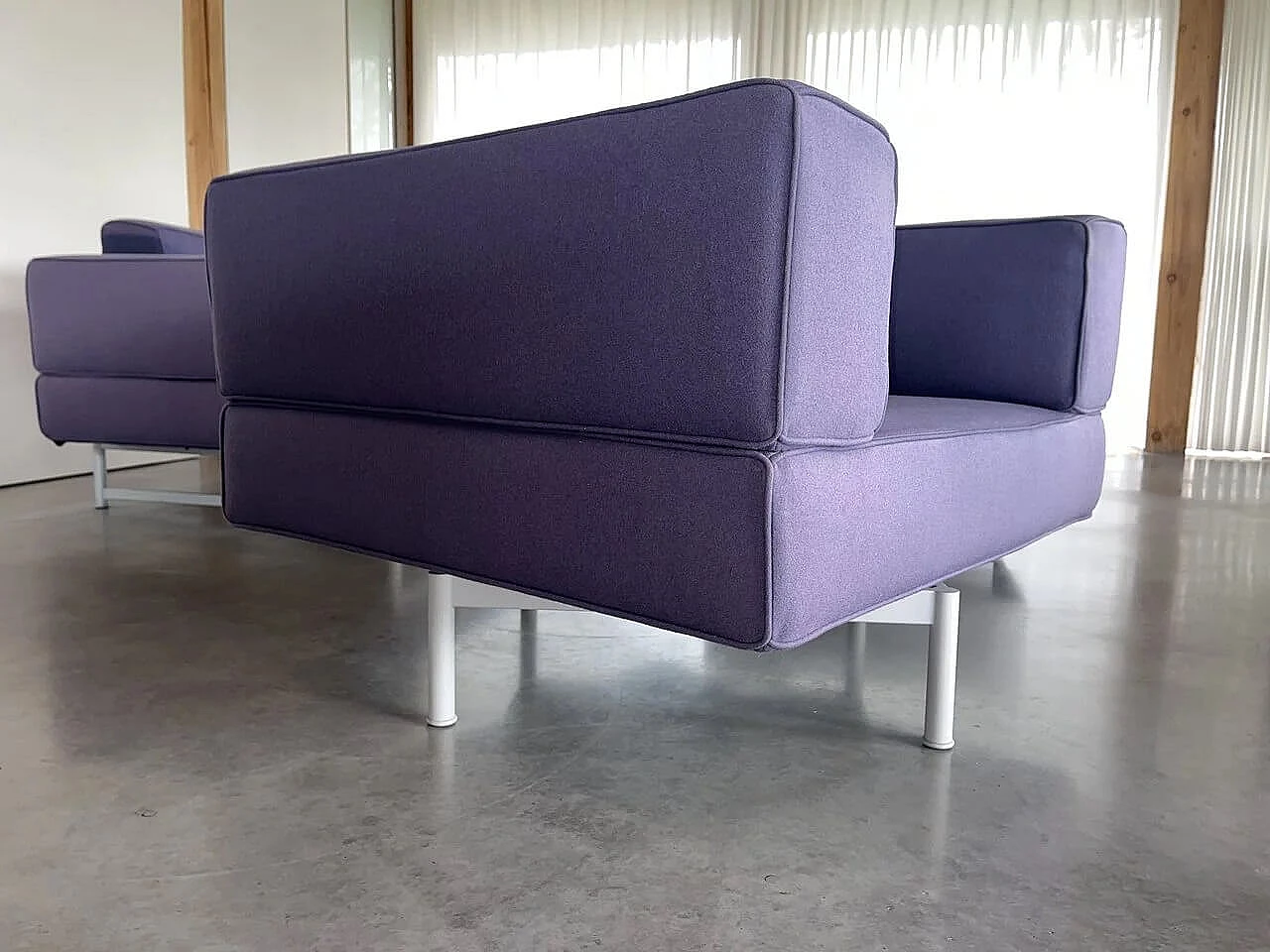 Divano e coppia di poltrone Reef in lana viola di Piero Lissoni per Cassina 12
