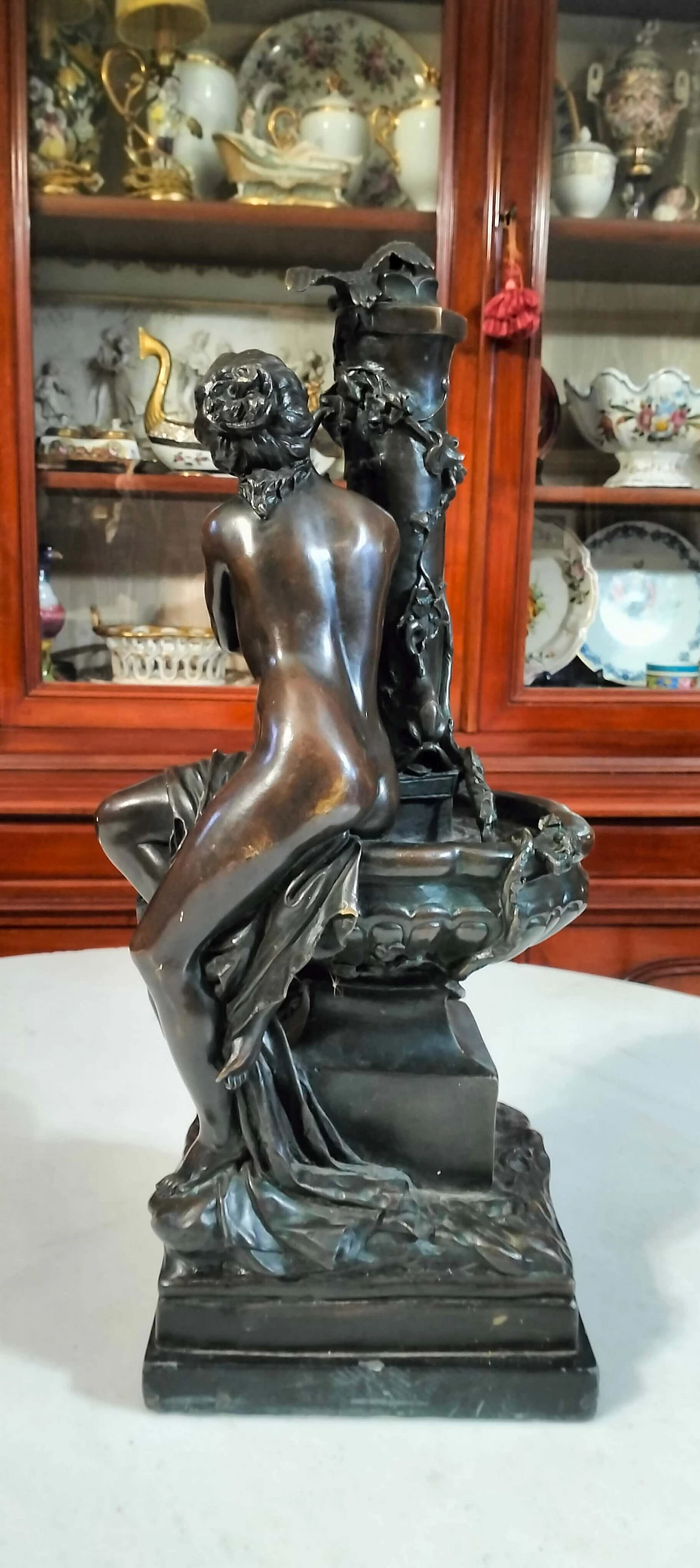 Francois Boucher Ouline, Jeune fille a la Fontaine, scultura in bronzo, anni '20 11