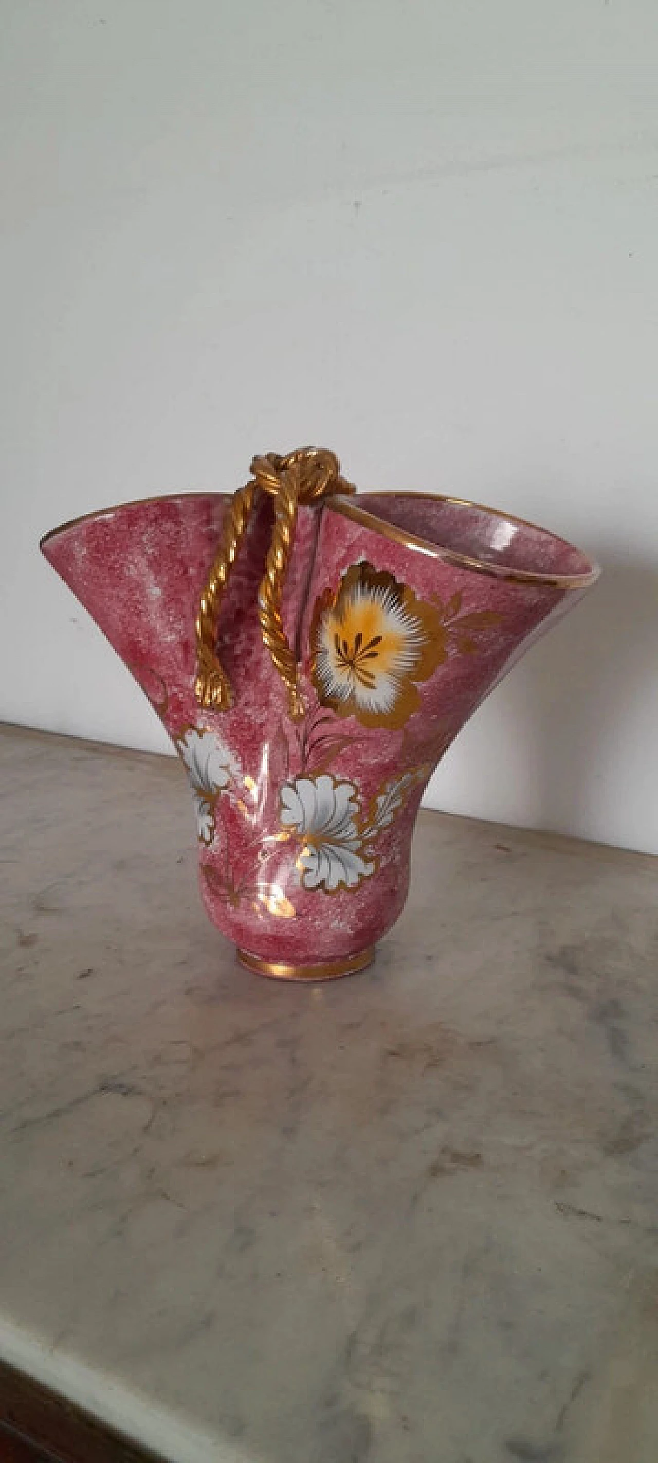 Pink and gold hand-painted Mica vase, mid-20th century 6