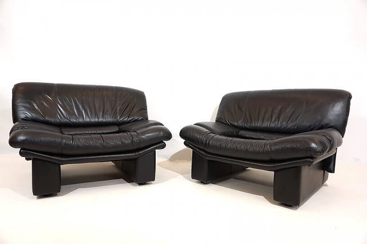 Pair of Ambassador leather armchairs by Nicoletti Salotti for Avanti, 1980s 6