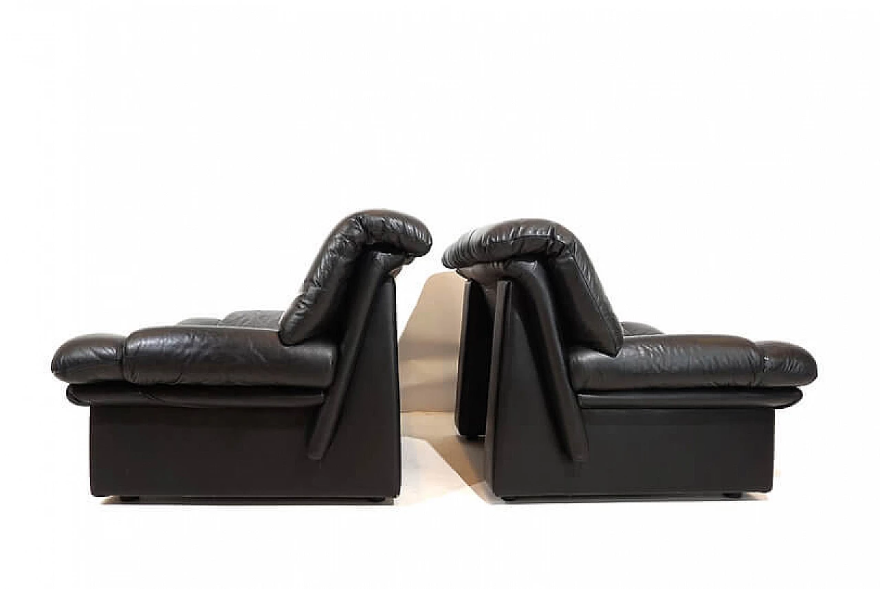Pair of Ambassador leather armchairs by Nicoletti Salotti for Avanti, 1980s 9