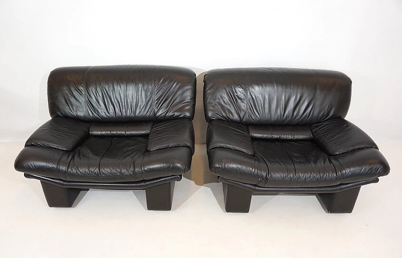 Pair of Ambassador leather armchairs by Nicoletti Salotti for Avanti, 1980s 10