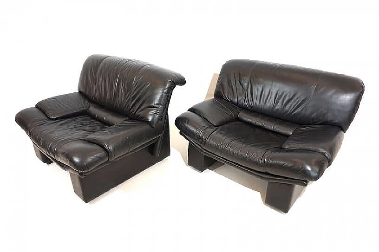 Pair of Ambassador leather armchairs by Nicoletti Salotti for Avanti, 1980s 11