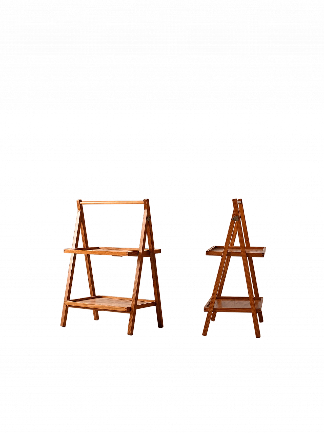 Coppia di tavolini richiudibili con due ripiani, anni '60 12