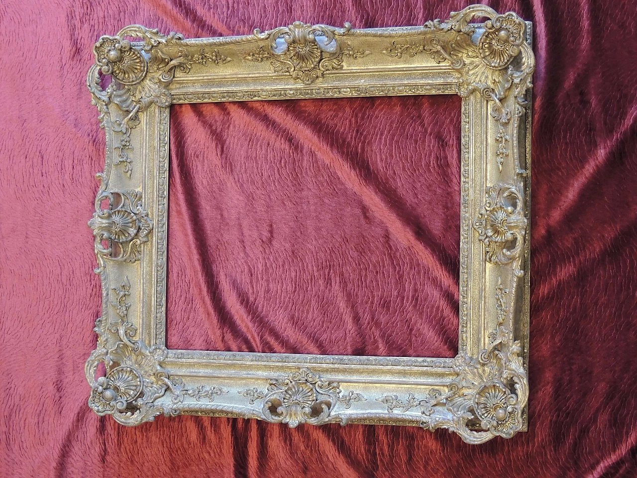 Carved and gilded wooden frame, 1830 6